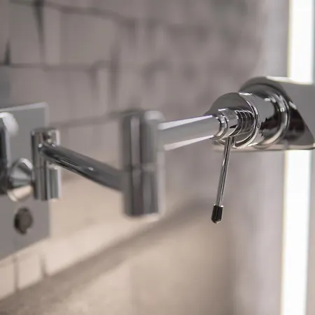 Gordon 2* ワルシャワ